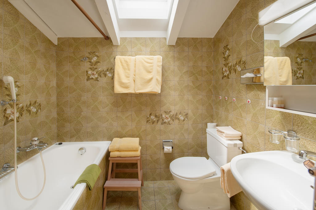 Swissflair Apartments Zermatt Room photo